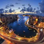 Seafront Apartment Spinola Bay