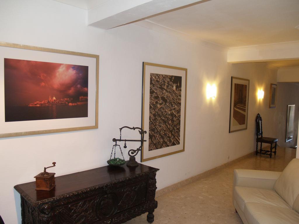 Apartment Seafront Spinola Bay